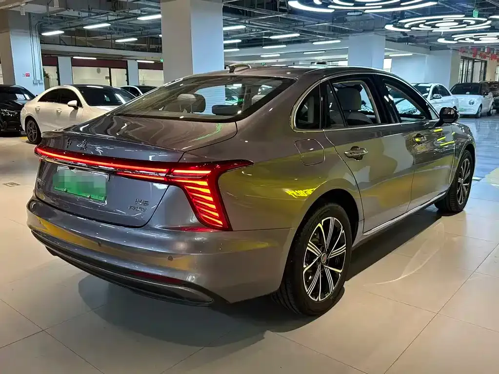 Hongqi H5 PHEV 2025 из CN, фото 7