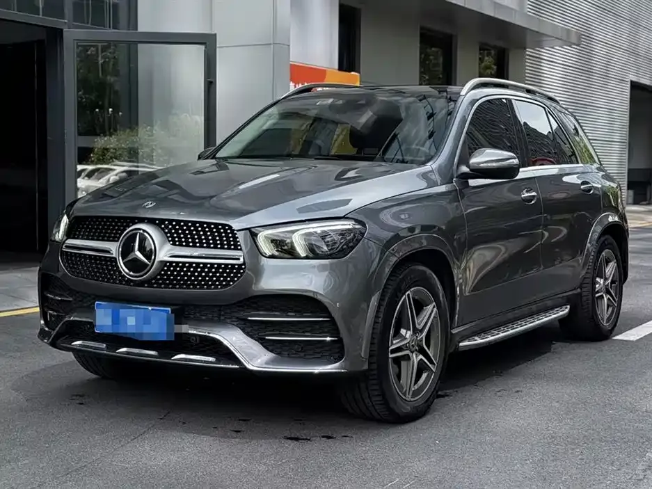 Mercedes-Benz GLE — фото 1