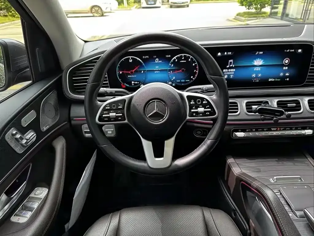 Mercedes-Benz GLE — фото 3