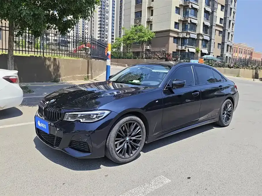 BMW 3 Series — фото 1