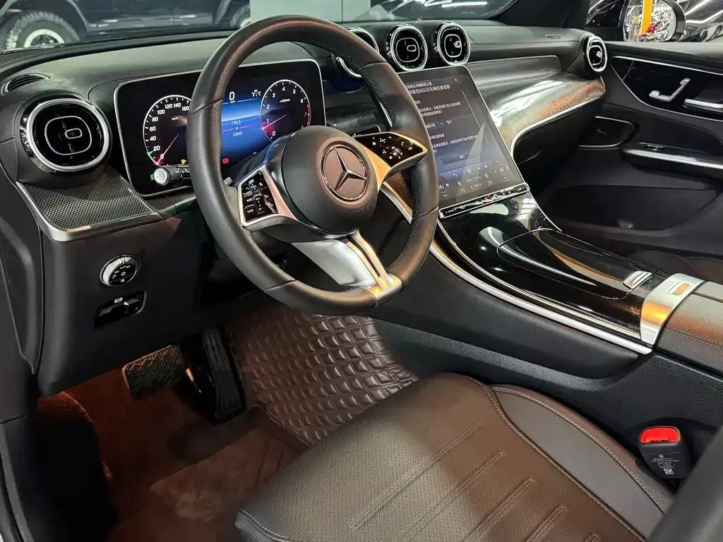 Mercedes-Benz GLC — фото 10
