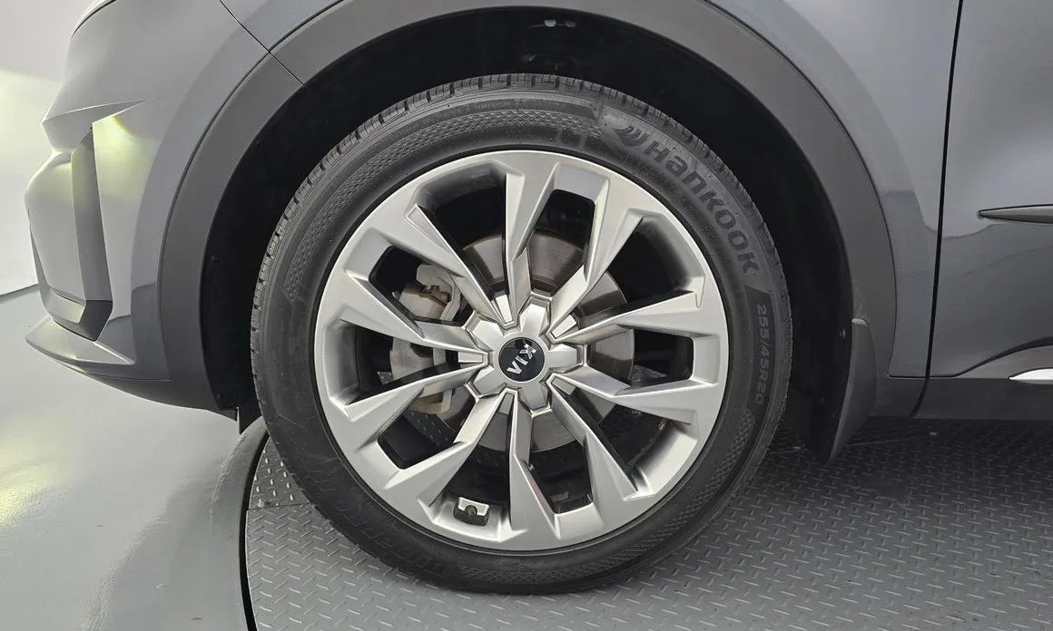 Kia Sorento — фото 10