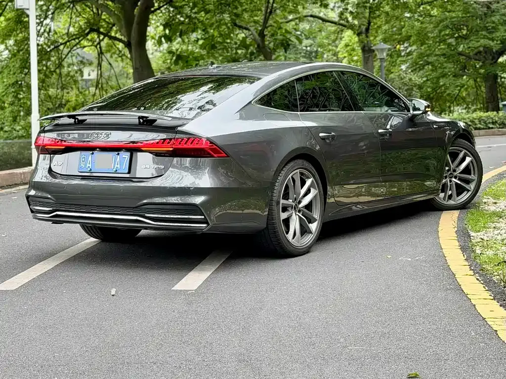 Audi A7 — фото 9