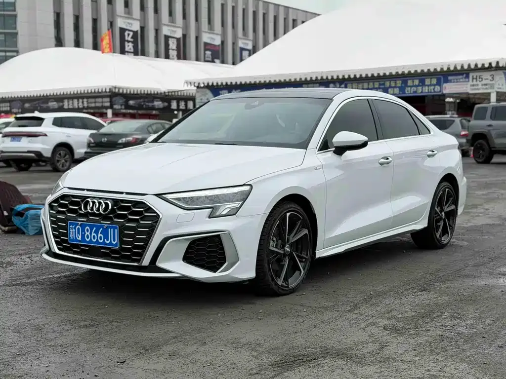 Audi A3 2022 из CN, фото 1