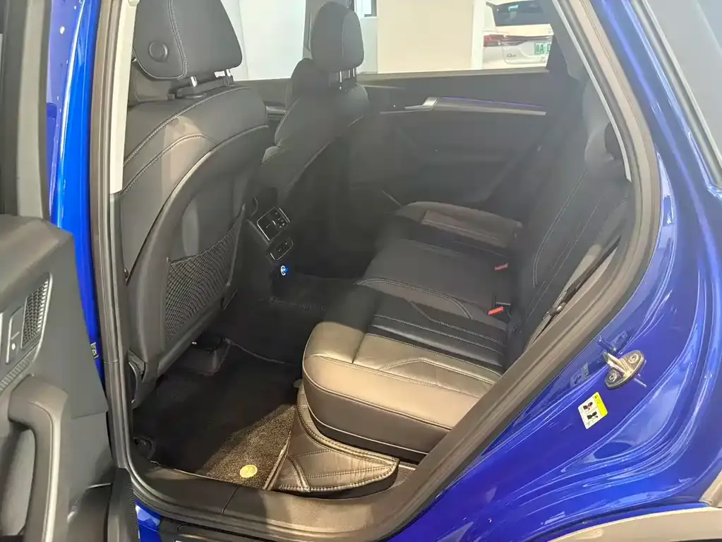 Audi Q5L 2021 из CN, фото 10