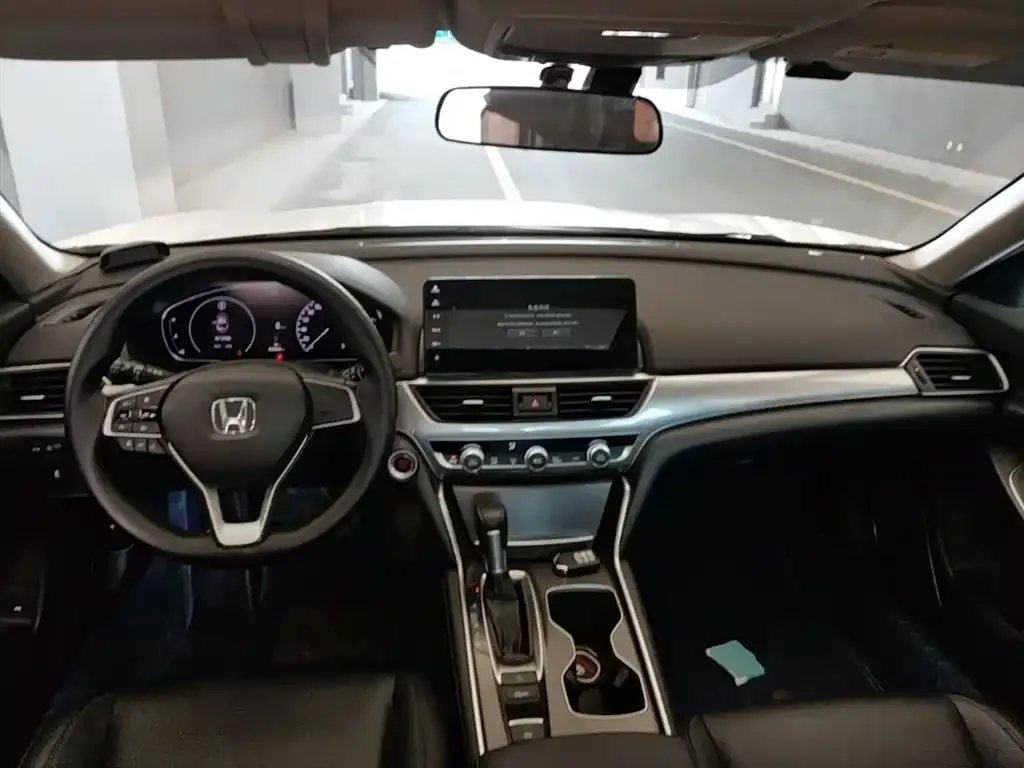 Honda Accord — фото 2