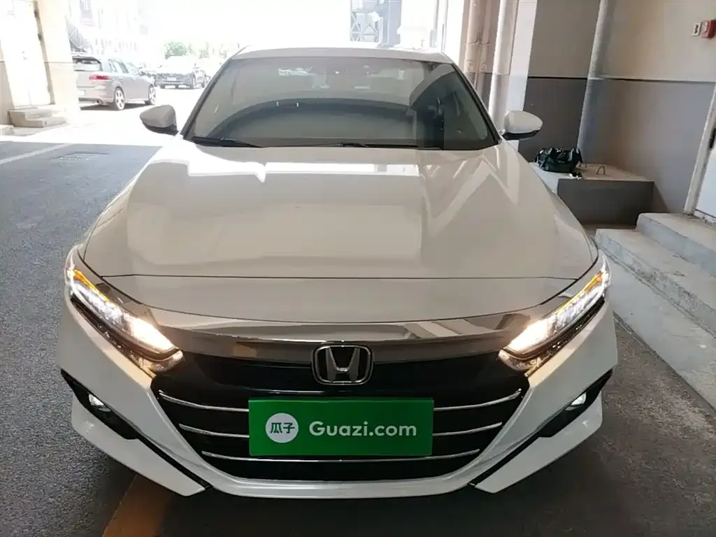 Honda Accord — фото 5