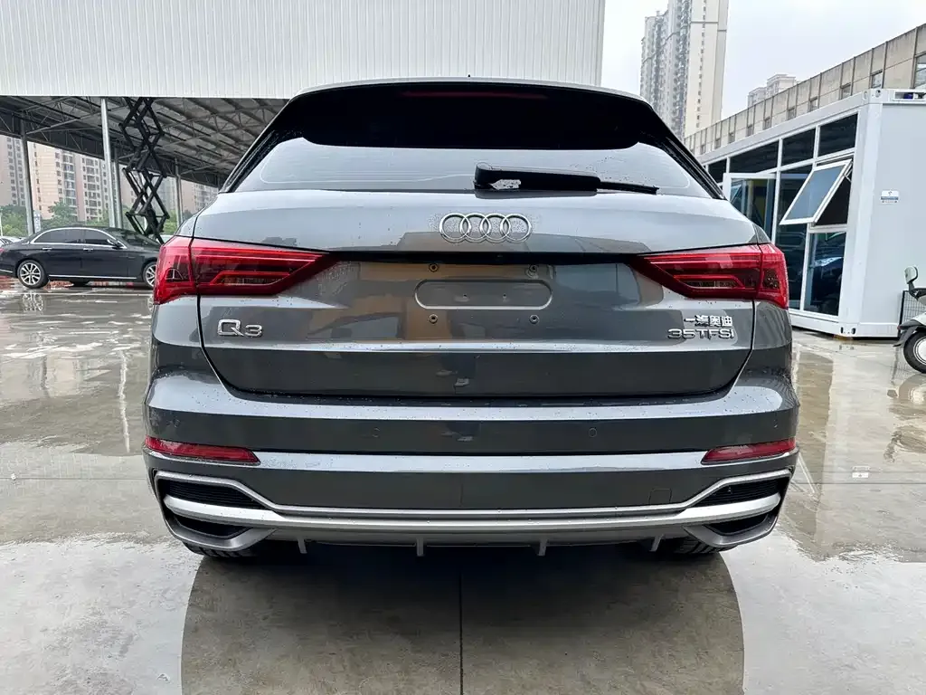 Audi Q3 — фото 5