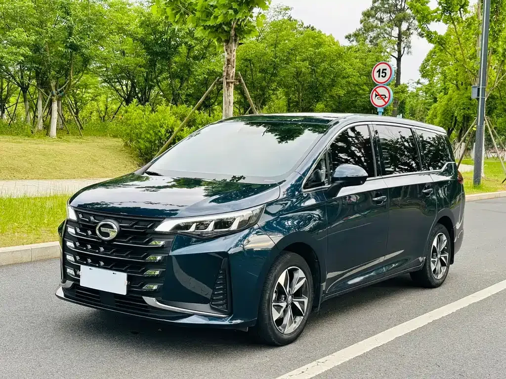 GAC Motor Trumpchi M6 — фото 1