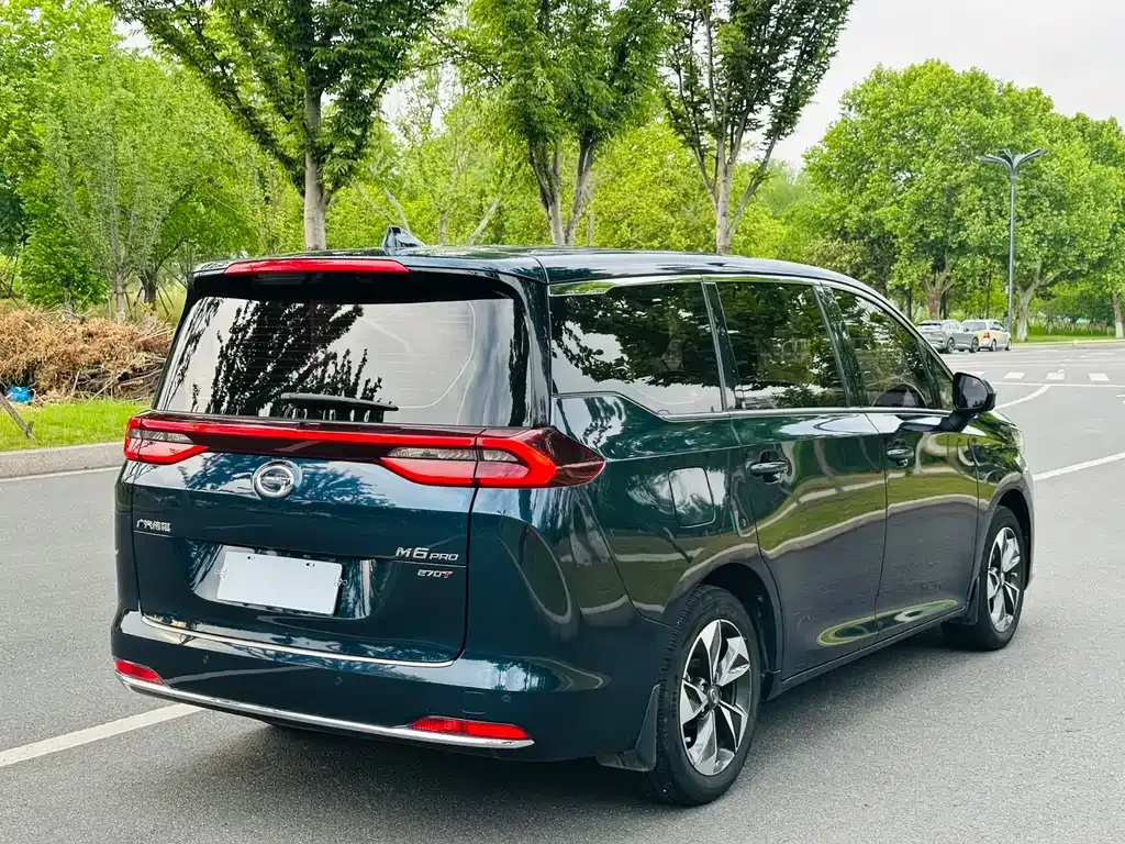 GAC Motor Trumpchi M6 — фото 10