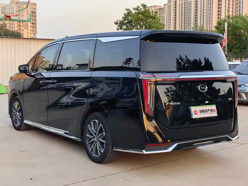 GAC Motor Trumpchi M8 — фото 3