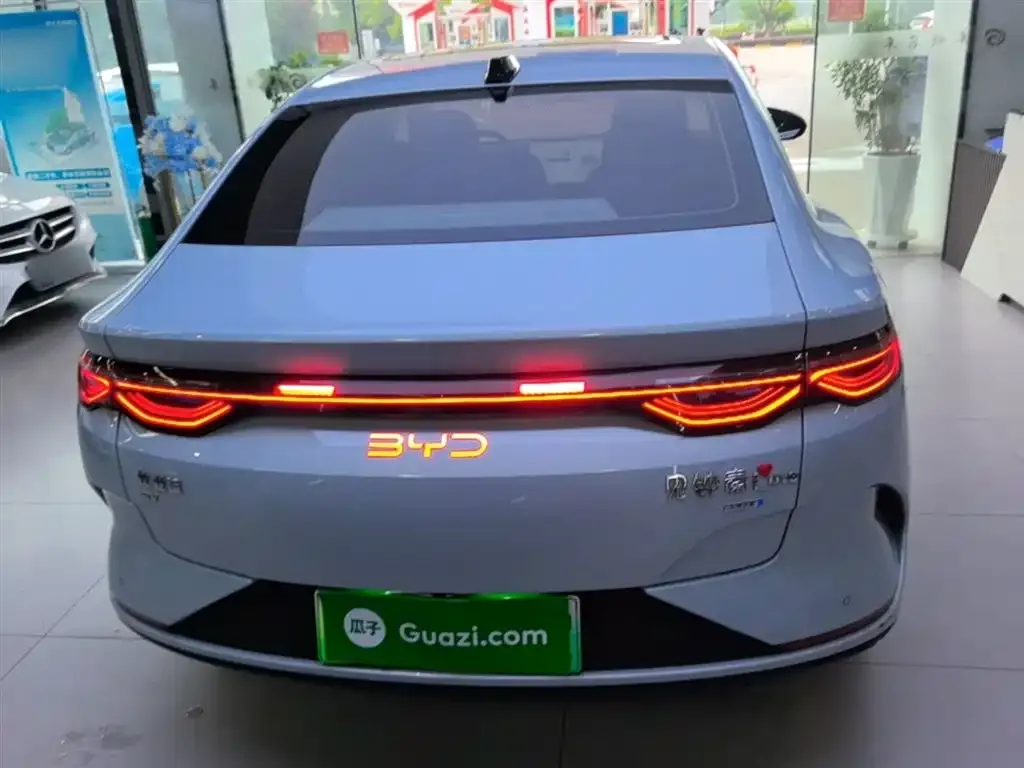 BYD Qin L 2025 из CN, фото 2