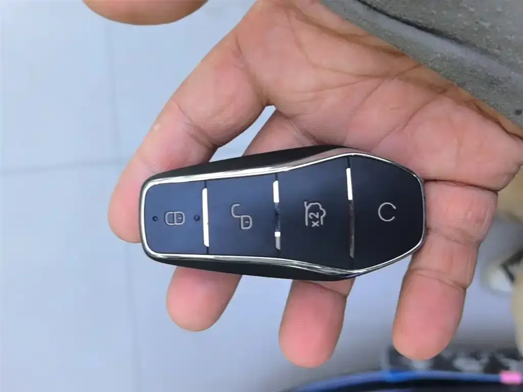 BYD Qin L 2025 из CN, фото 10