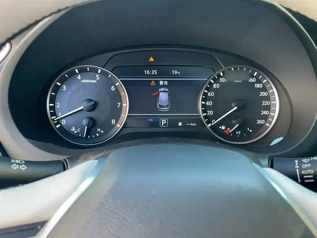 Infiniti QX50 2021 из CN, фото 2