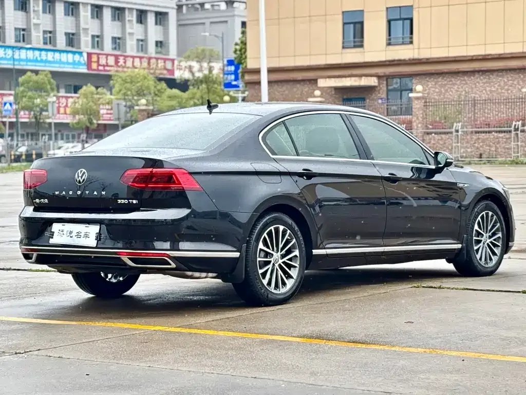 Volkswagen Magotan 2021 из CN, фото 3