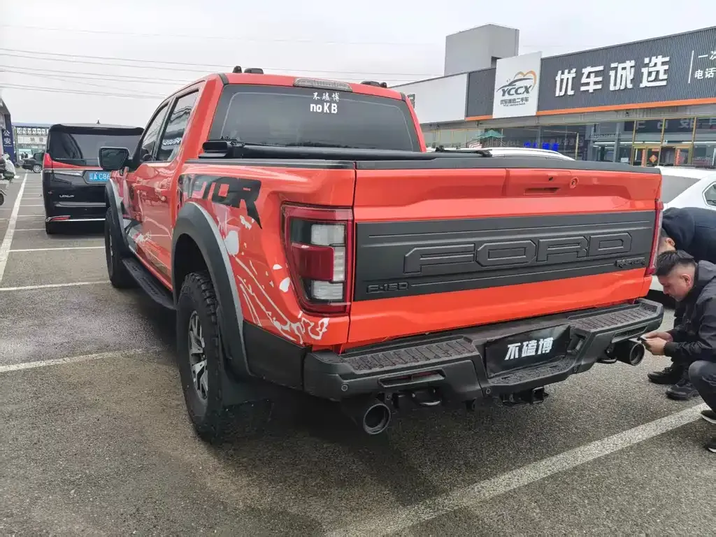 Ford F-150 Raptor 2023 из CN, фото 5