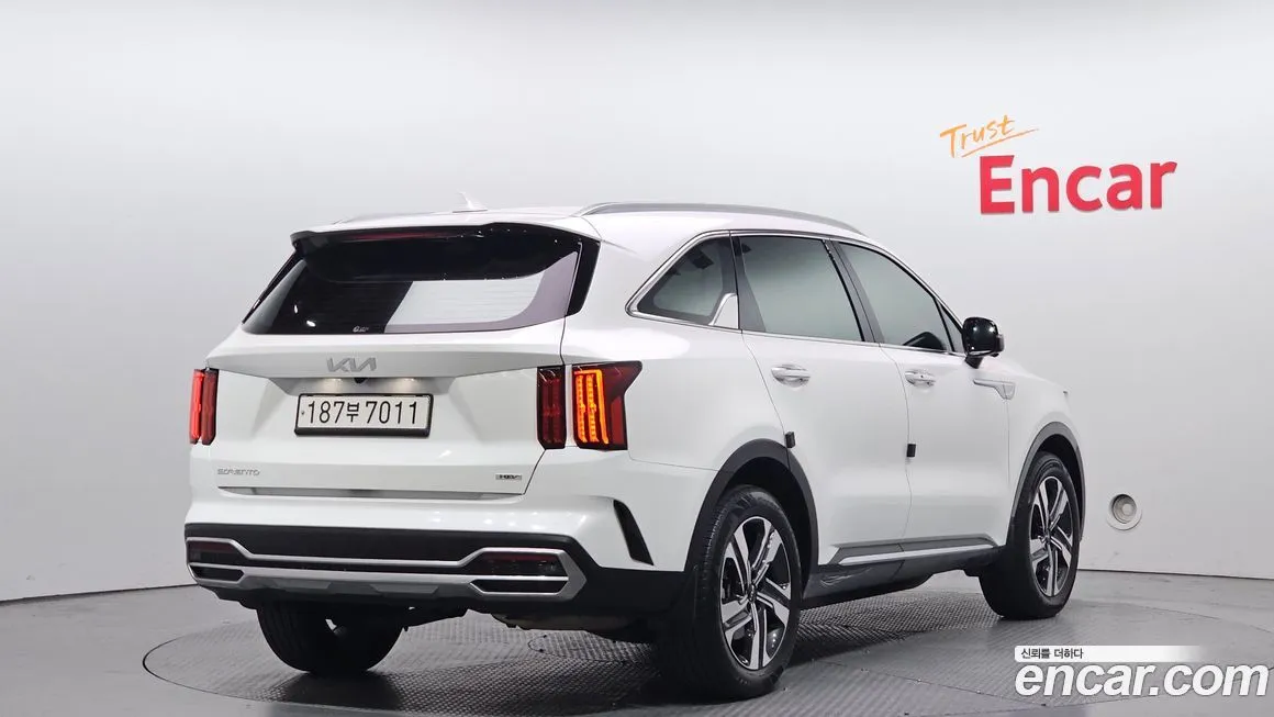 Kia Sorento — фото 5