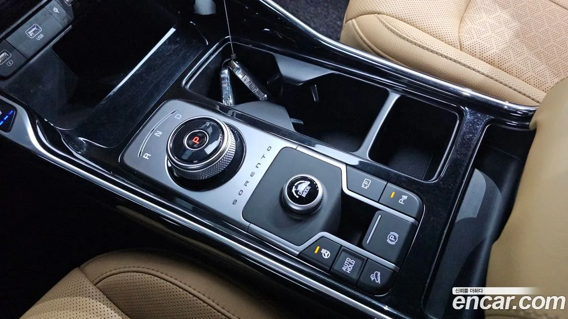 Kia Sorento — фото 10
