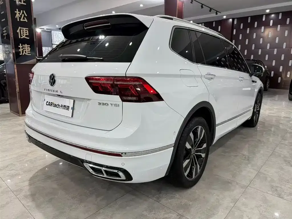 Volkswagen Tiguan L — фото 4