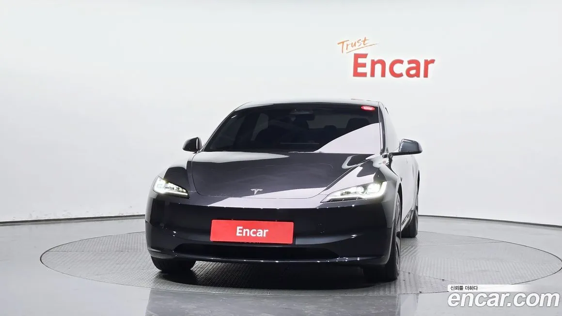 Tesla Model 3 — фото 2