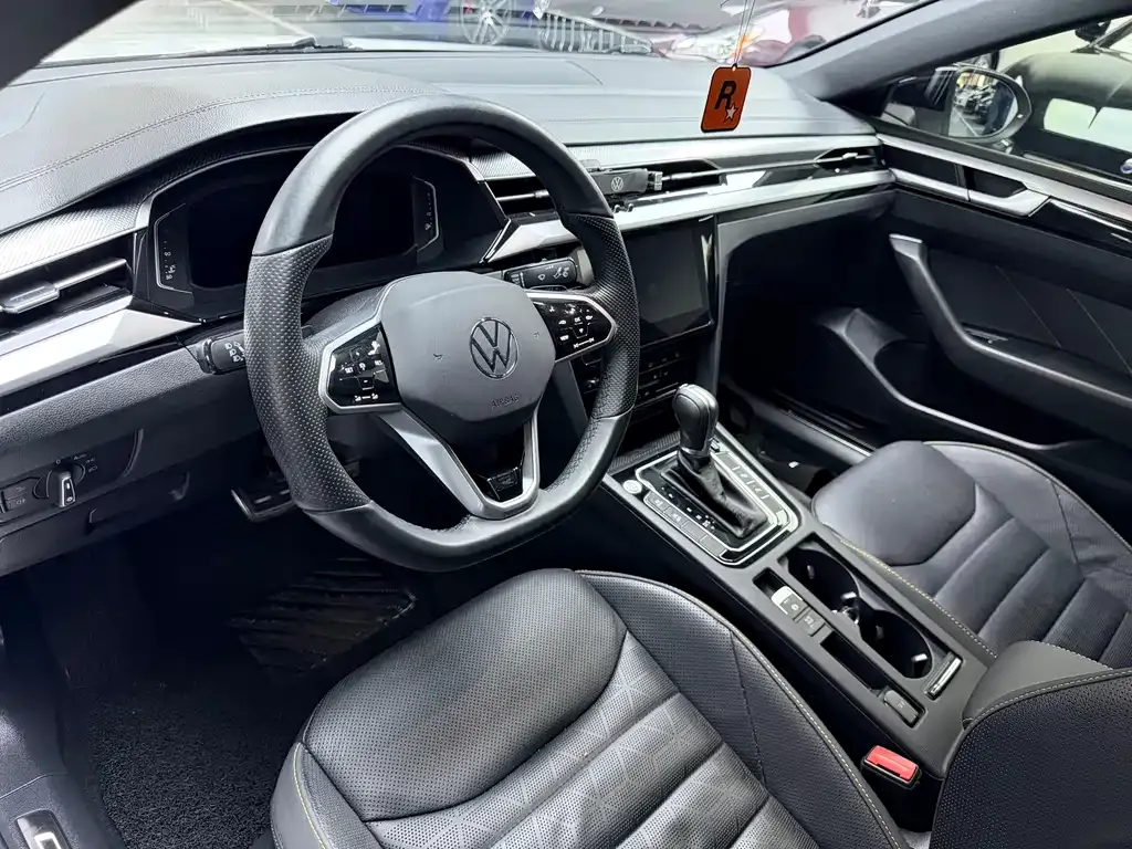 Volkswagen CC — фото 6