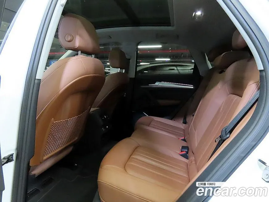 Audi Q5 2022 из KR, фото 2