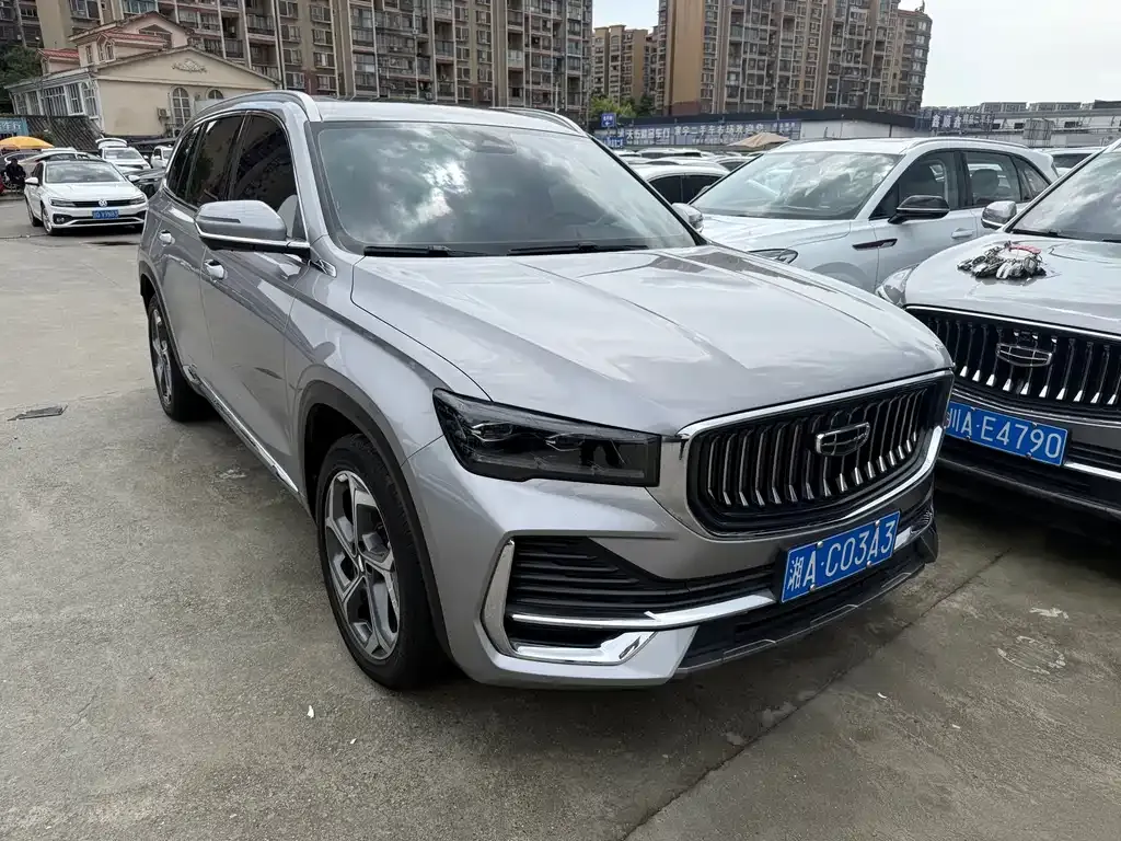 Geely Xingyue L — фото 9