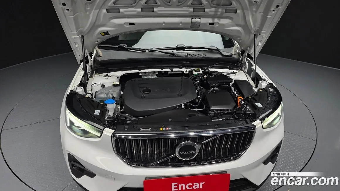 Volvo XC40 2025 из KR, фото 9