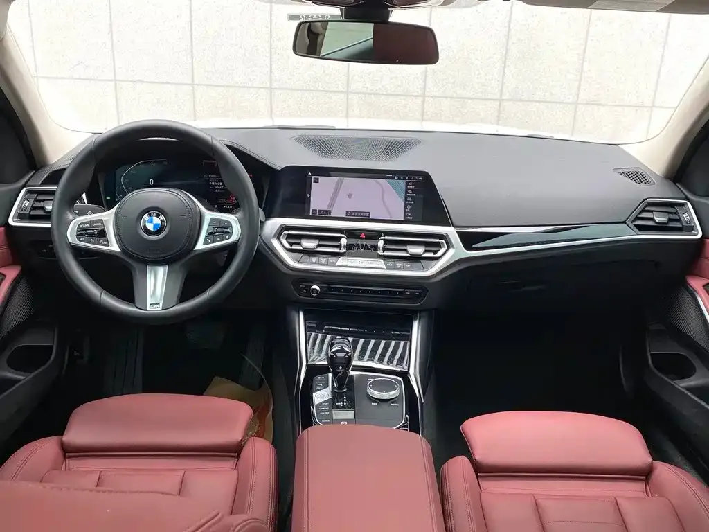BMW 3 Series 2021 из CN, фото 2