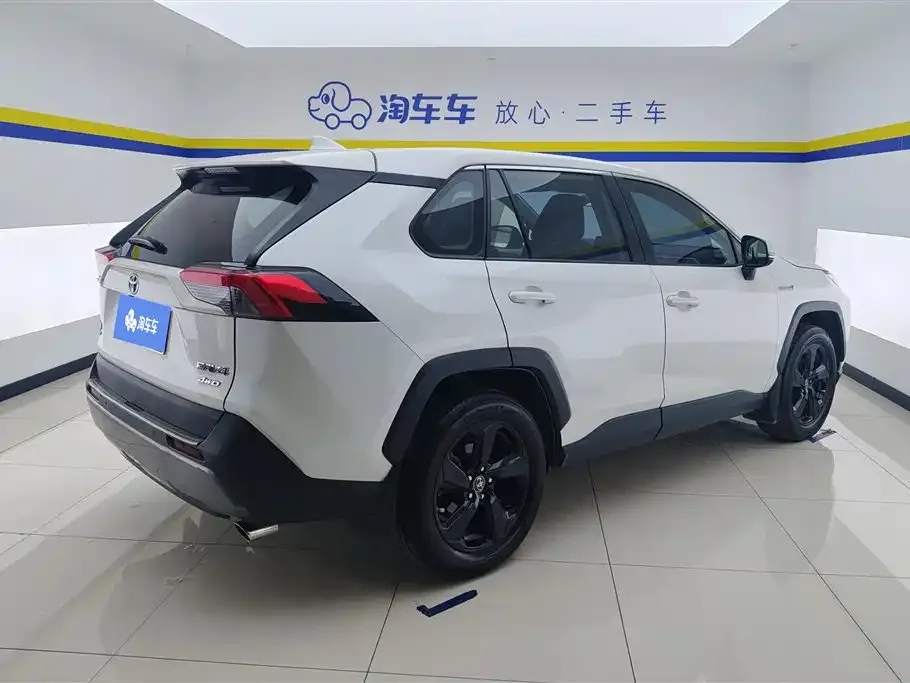 Toyota RAV4 2021 из CN, фото 2