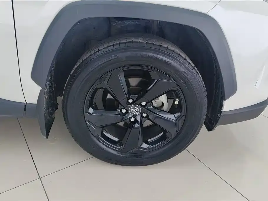 Toyota RAV4 2021 из CN, фото 5