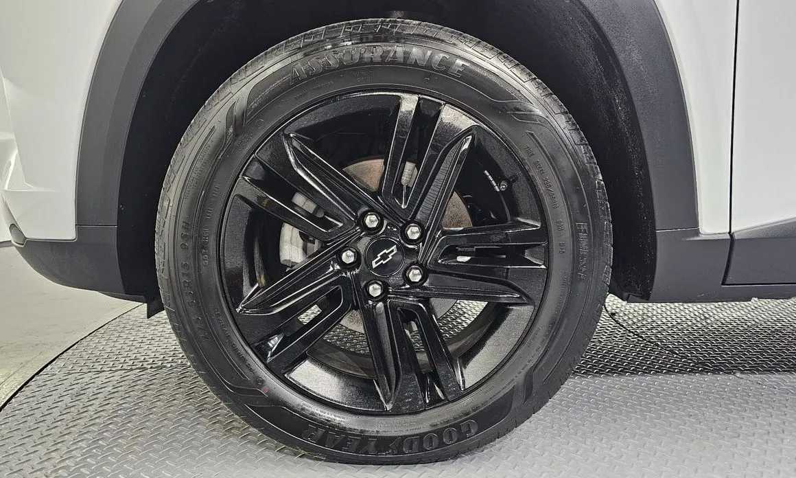 Chevrolet (GM Daewoo) Trax 2025 из KR, фото 2