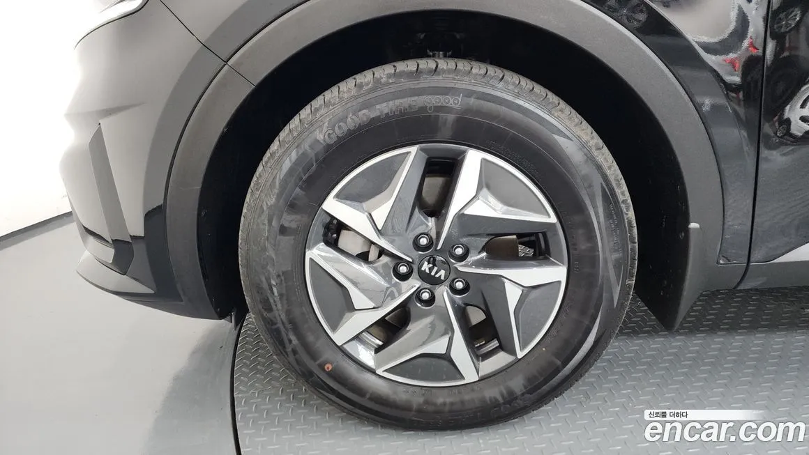 Kia Sorento — фото 10