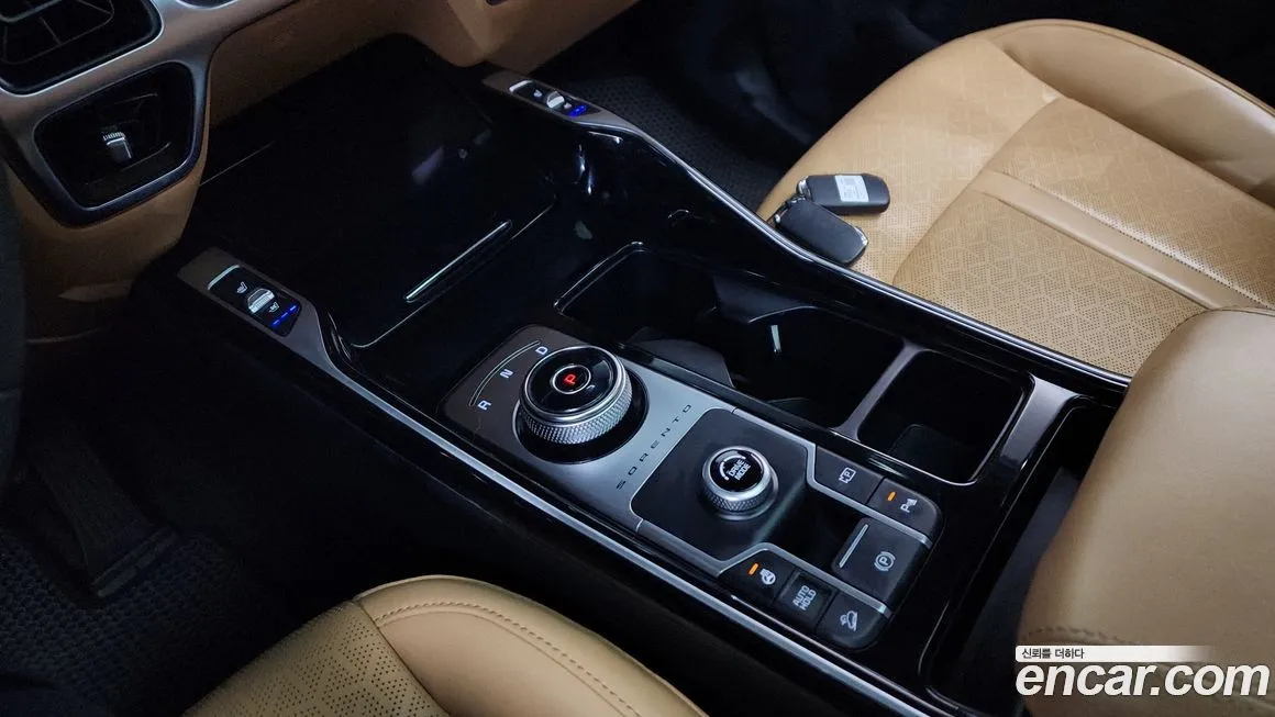 Kia Sorento — фото 7