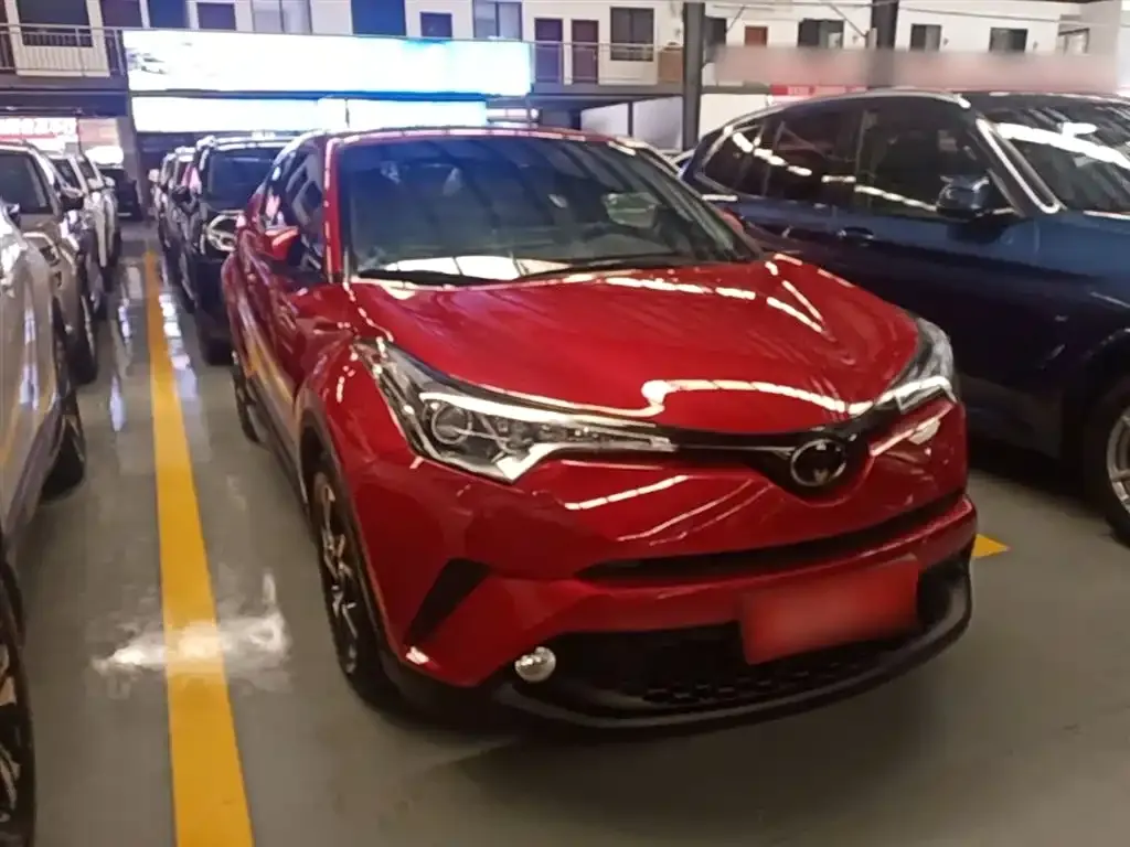 Toyota C-HR — фото 7