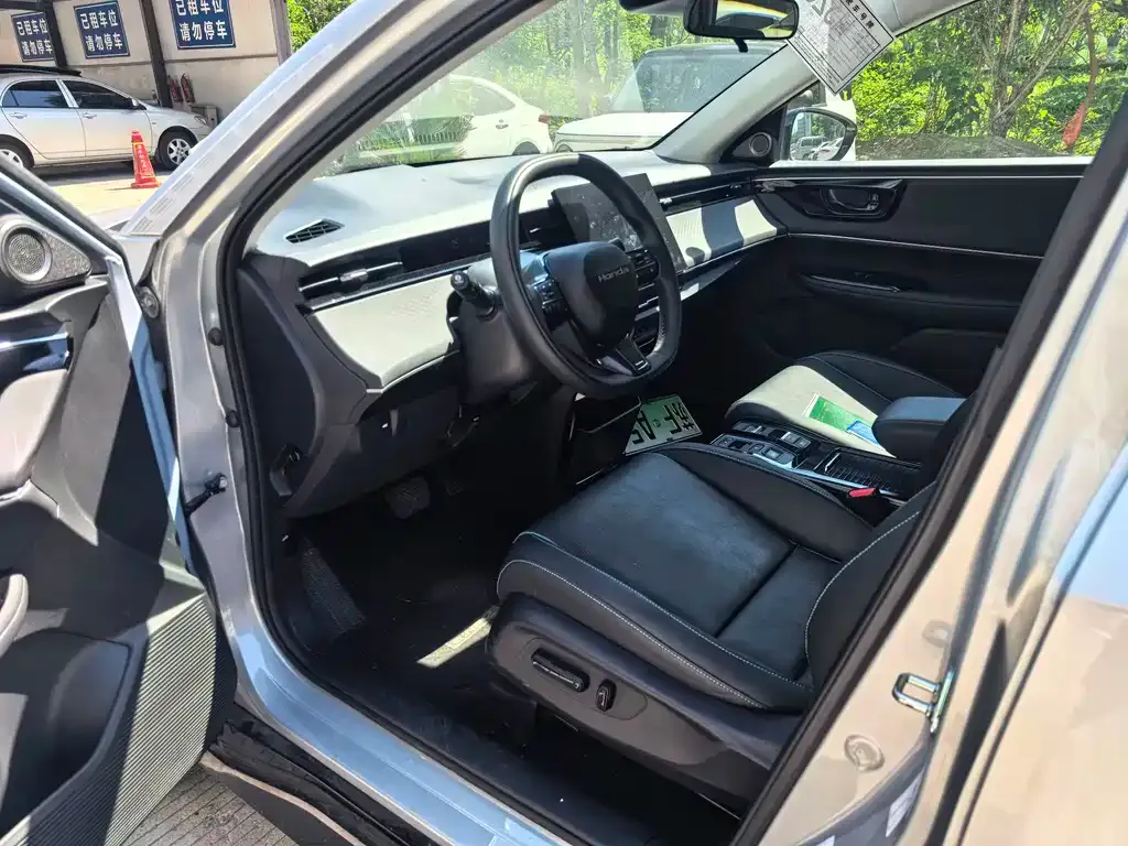 Honda e:NP2 2024 из CN, фото 4