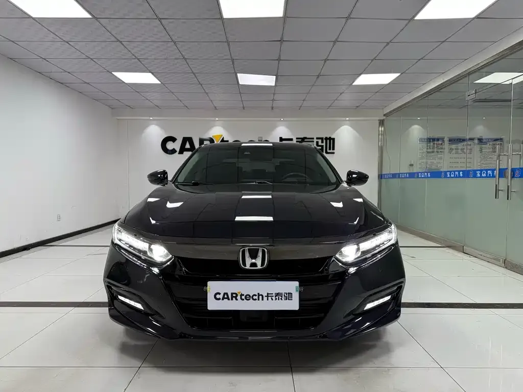 Honda Accord 2021 из CN, фото 2