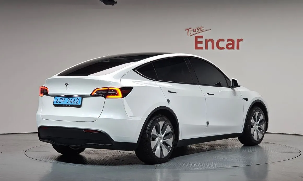 Tesla Model Y 2024 из KR, фото 10