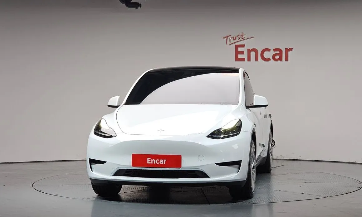 Tesla Model Y 2024 из KR, фото 2