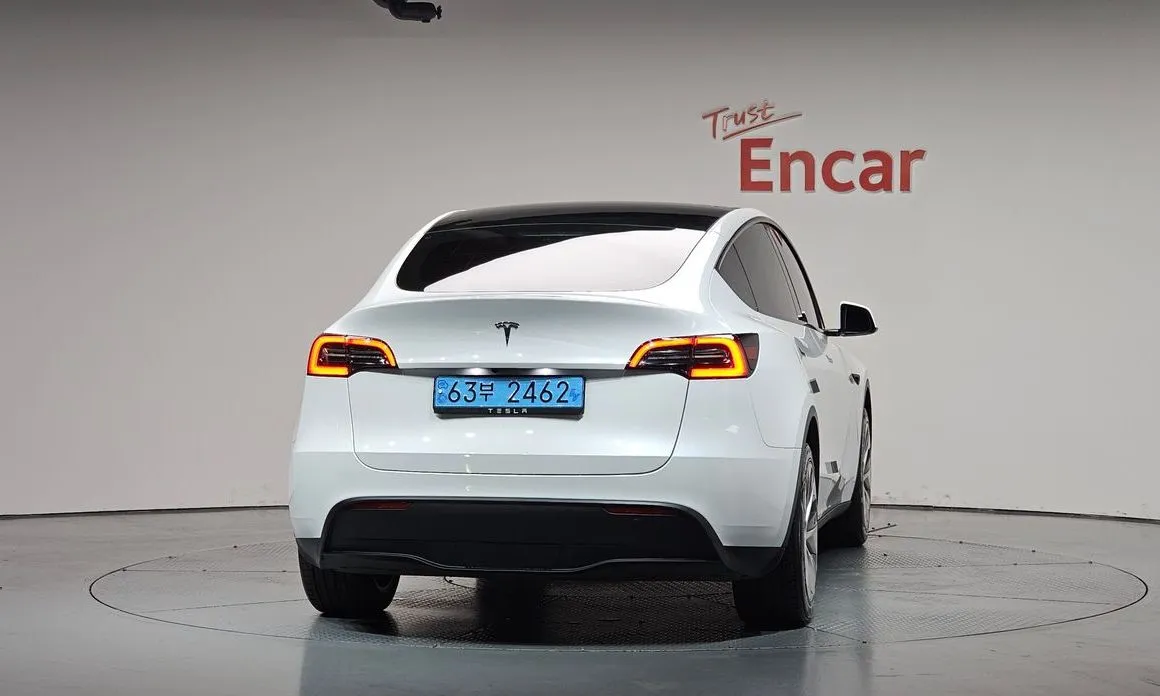 Tesla Model Y 2024 из KR, фото 3