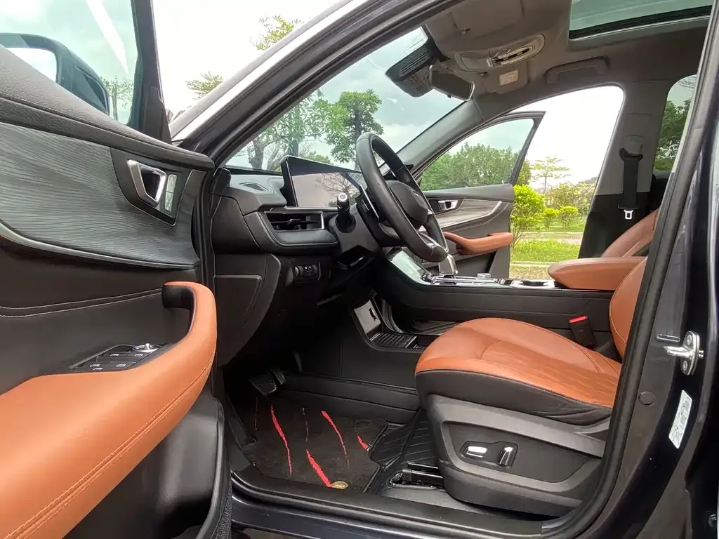 Chery Tiggo 8 PLUS — фото 8
