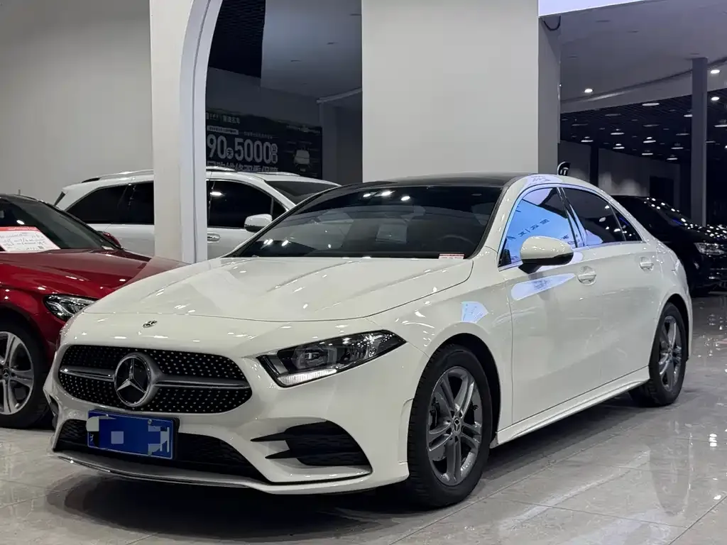 Mercedes-Benz A-Class — фото 1