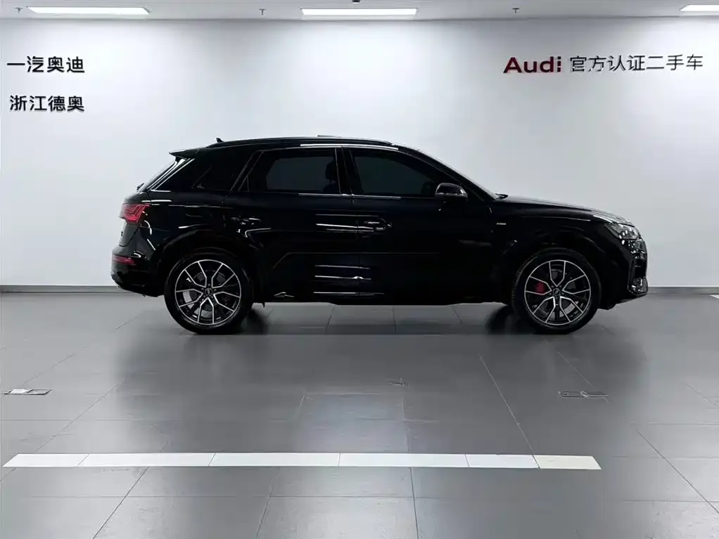 Audi Q5L 2025 из CN, фото 2