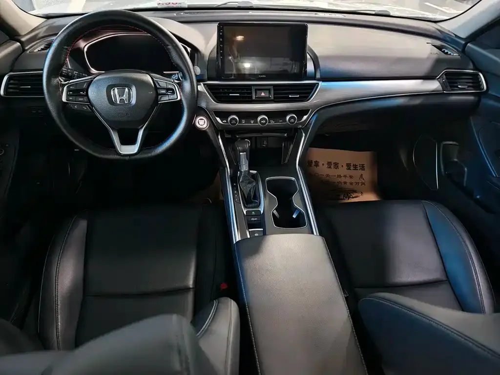 Honda Accord — фото 6