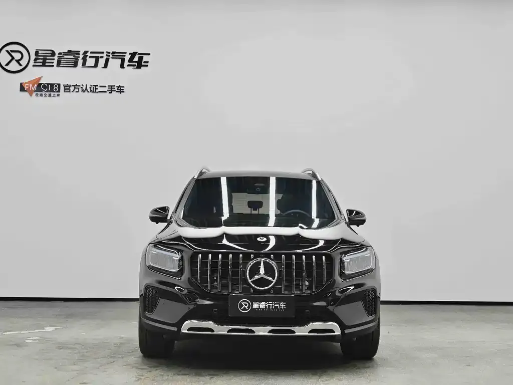Mercedes-Benz GLB — фото 3