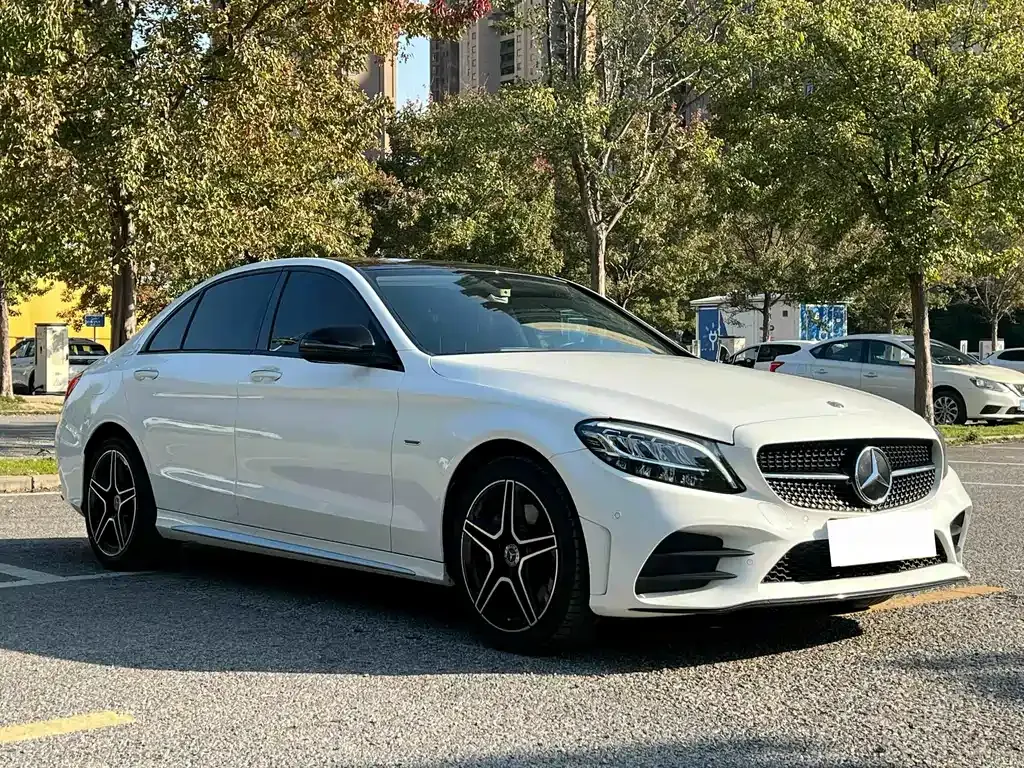 Mercedes-Benz C-Class — фото 10