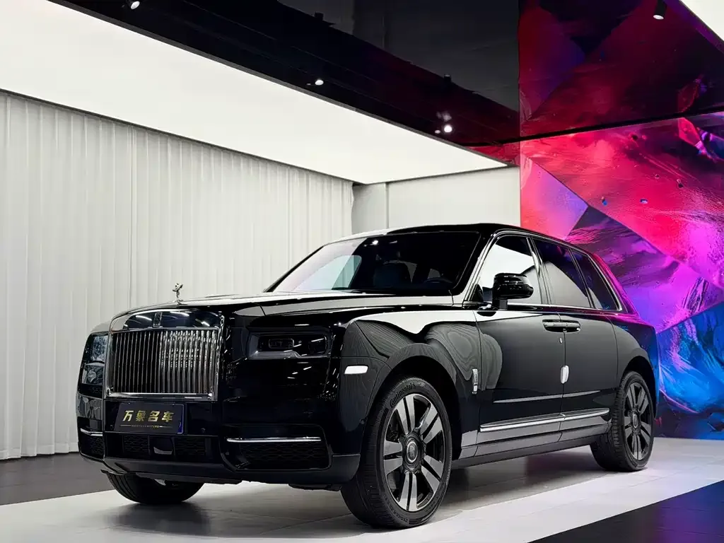 Rolls-Royce Cullinan — фото 1
