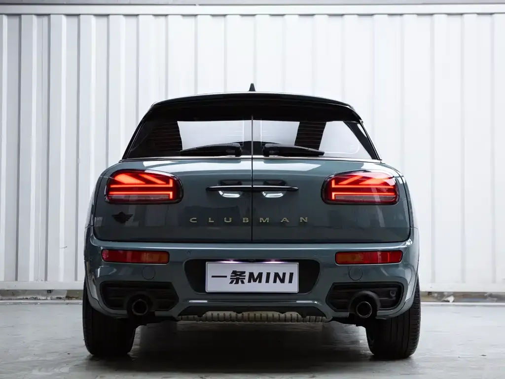 MINI Clubman — фото 7