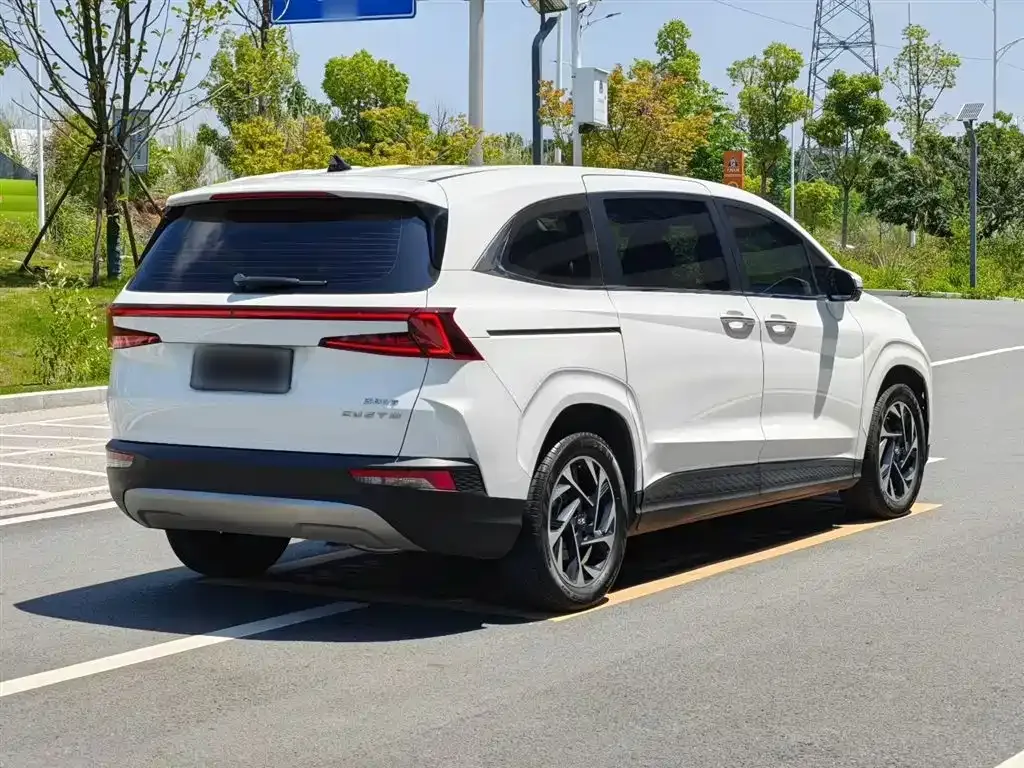 Hyundai Custo — фото 8