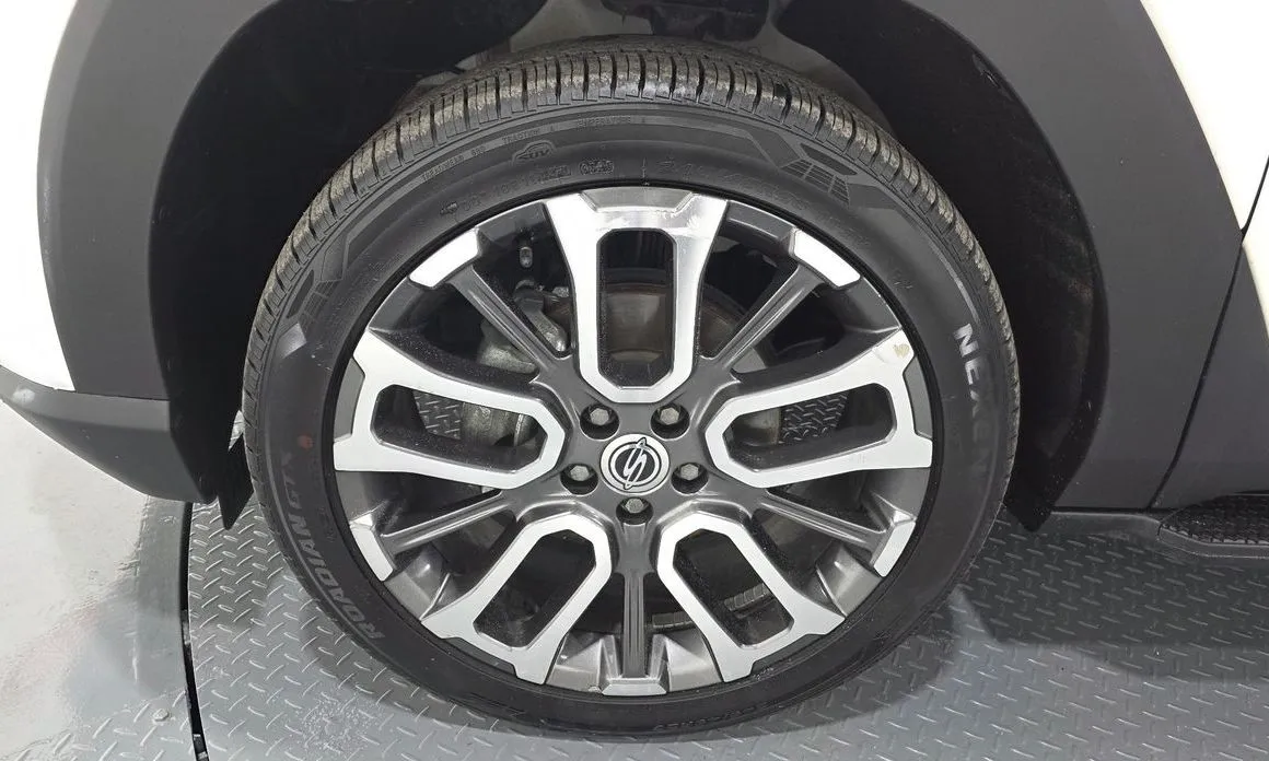 KG Mobility (Ssangyong) Torres — фото 3
